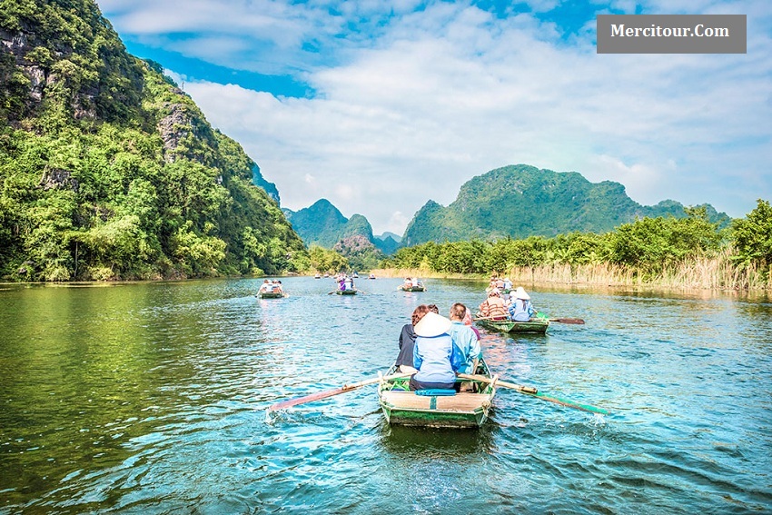 Xuôi dòng Sao Khê thăm quan non nước Tràng An